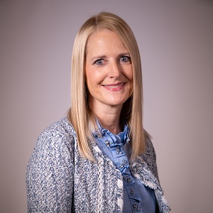 Anissa Mitchell, LCSW Chief Program Officer Parkinson & Movement Disorder Alliance